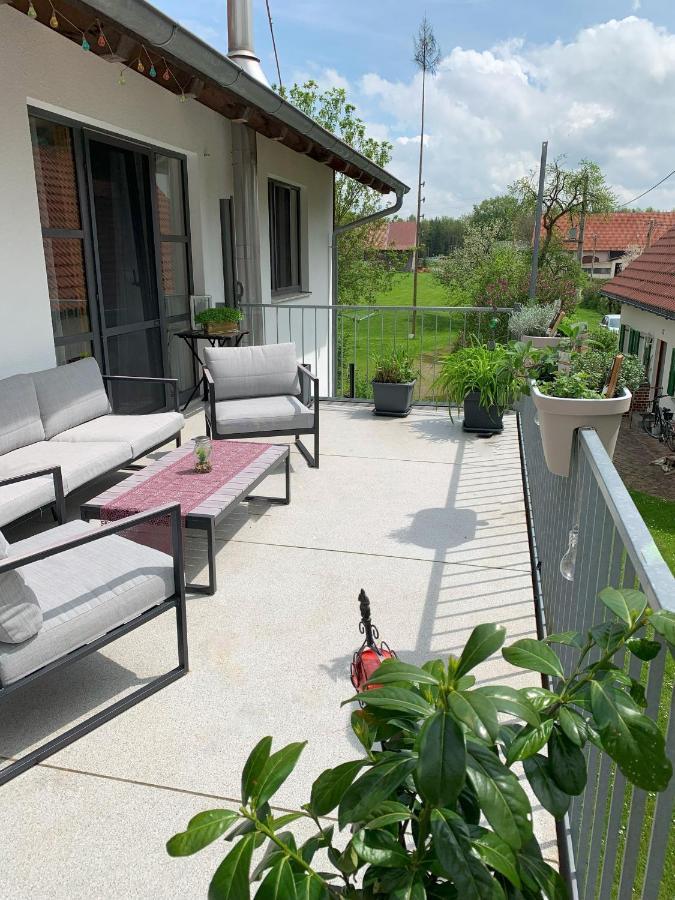 Fe Wo Brunnen - 120 Qm - Ruhige Lage - Viel Natur- Komfortabel - Grosser Balkon Und Garten Memmingen Buitenkant foto