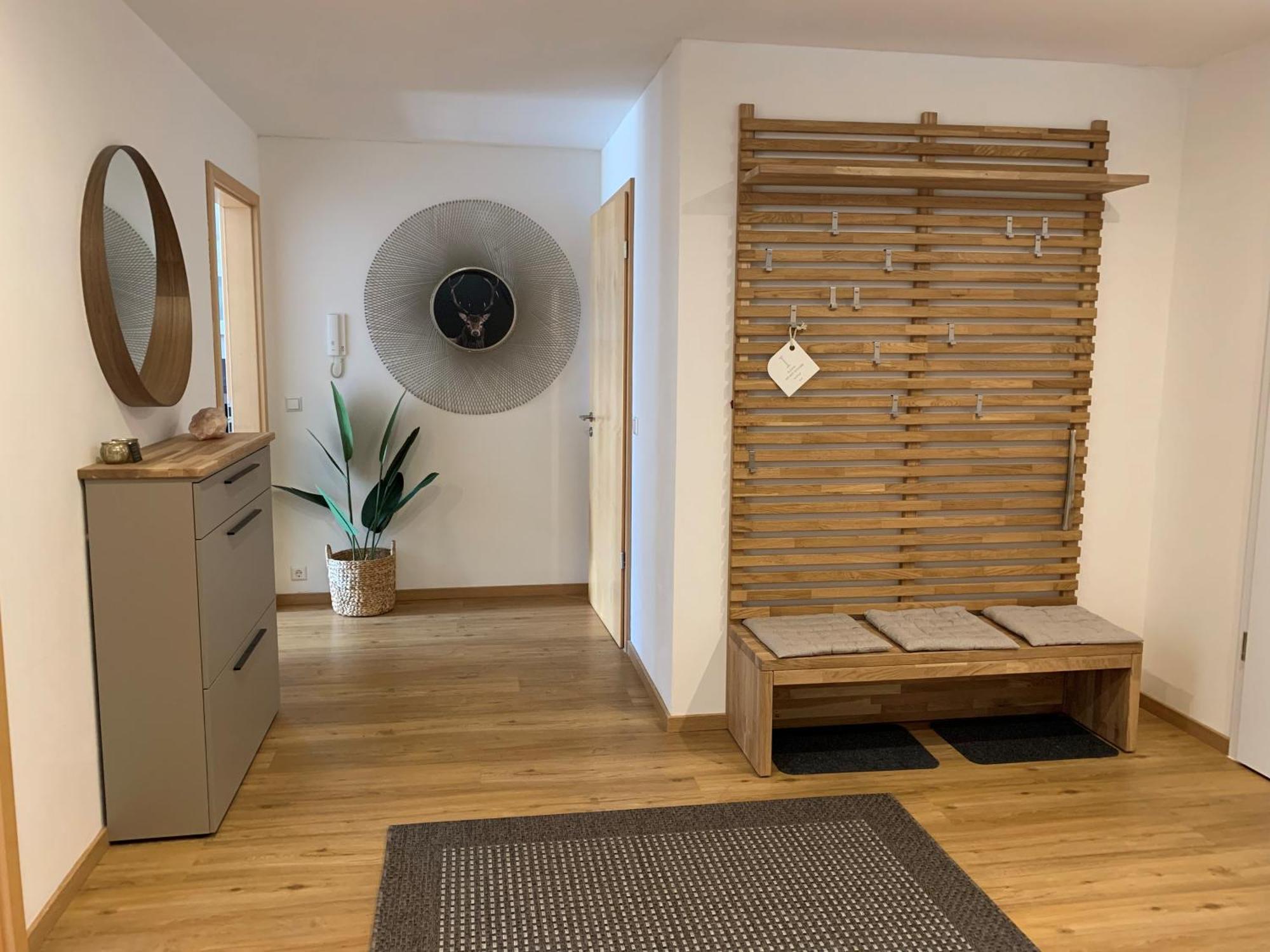 Fe Wo Brunnen - 120 Qm - Ruhige Lage - Viel Natur- Komfortabel - Grosser Balkon Und Garten Memmingen Buitenkant foto